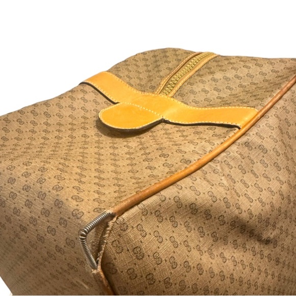 Vintage Gucci Monogram Duffle w/coa - Picture 10 of 11